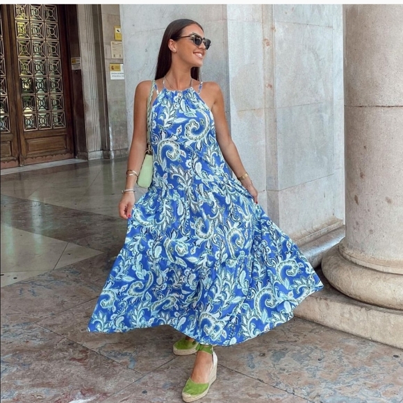 Zara Tiered Floral Print Blue White Cotton Dress Bloggers Favorite - Picture 2 of 16